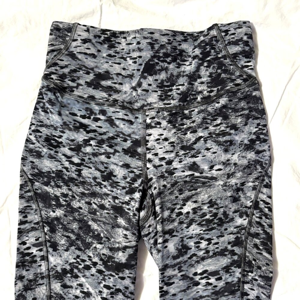 EXCELLENT Lululemon Base Pace High-Rise Tight 25" Estuary Grey Running Leggings - Picture 3 of 10